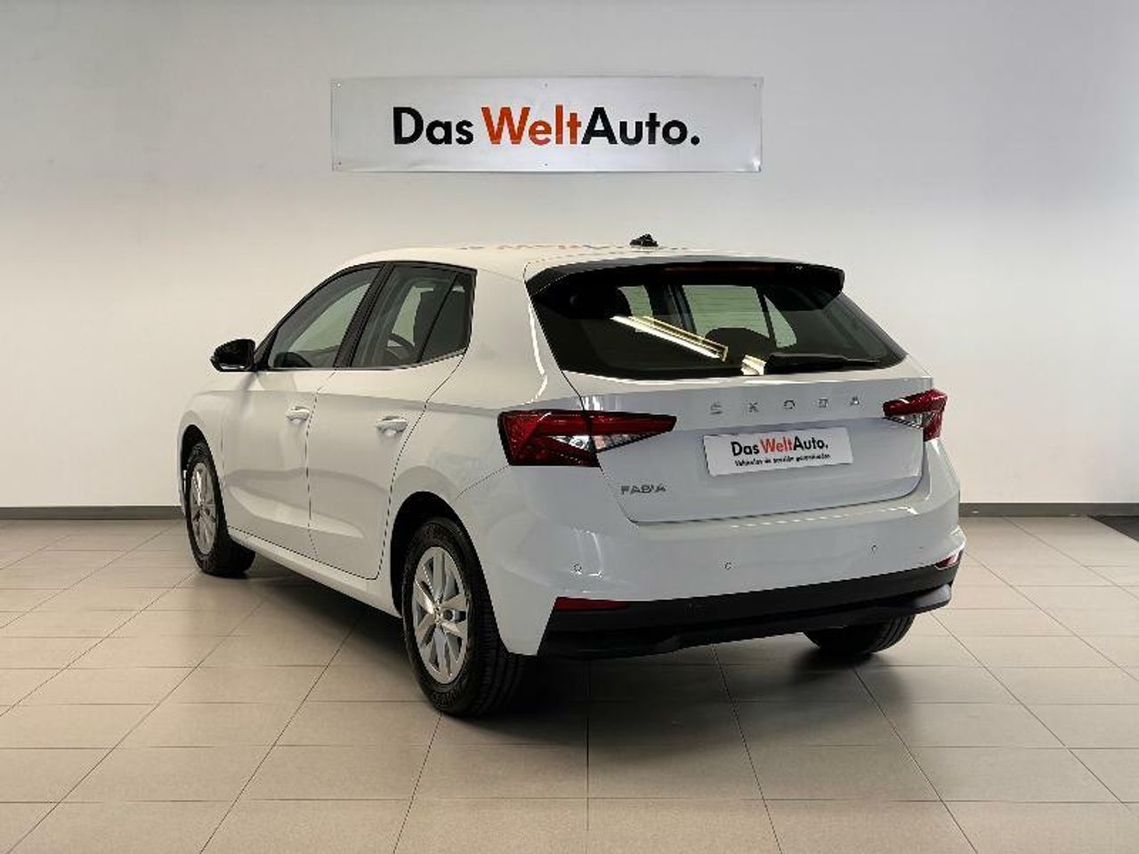 skoda fabia 2023 / foto grande (2)