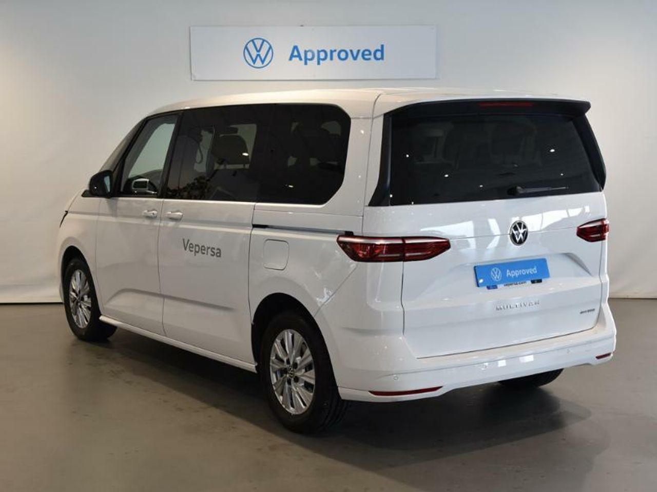 volkswagen multivan 2024 / foto grande (2)