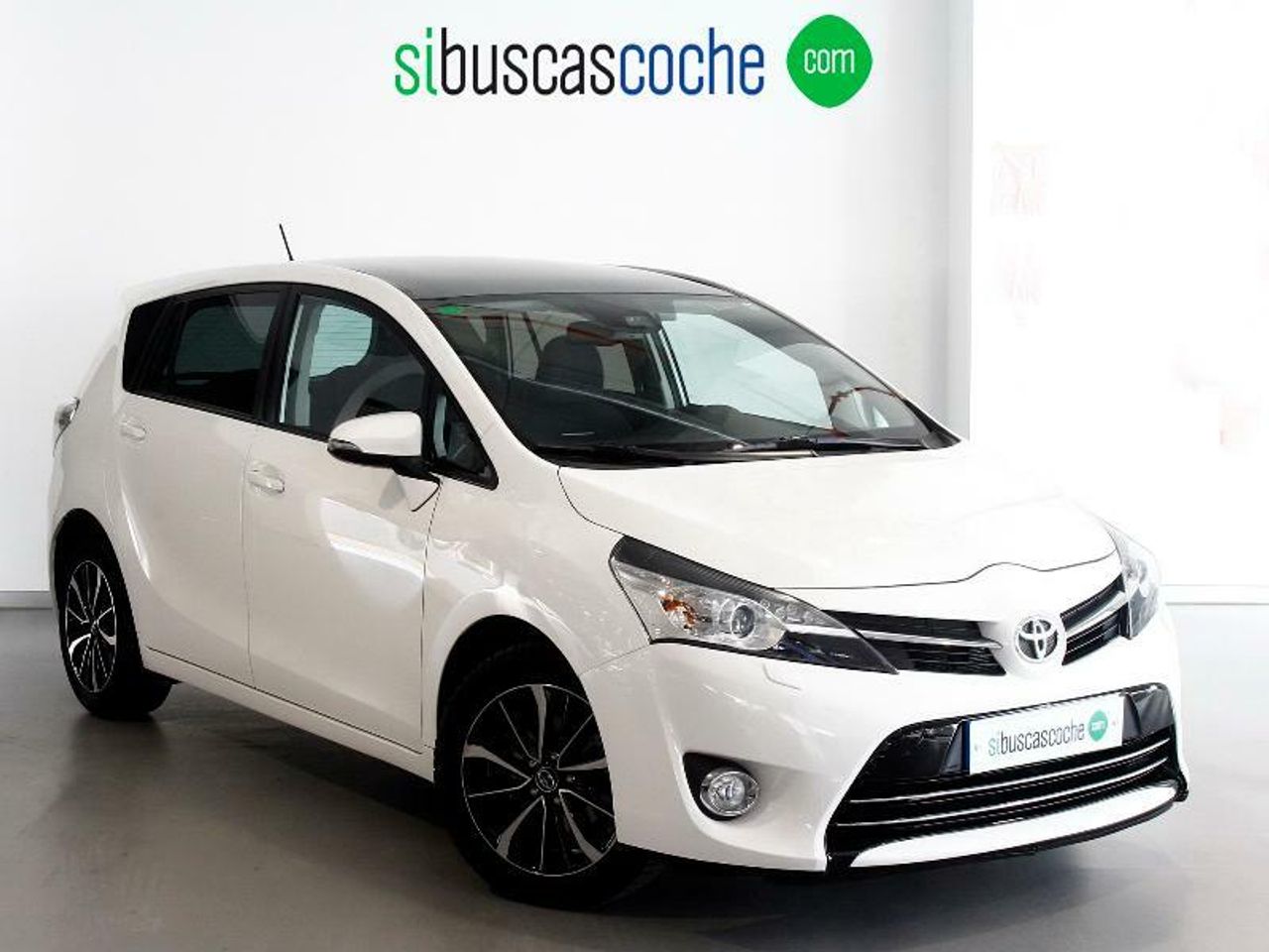 Televisores 40 pulgadas  de segunda mano - toyota verso 2017 /