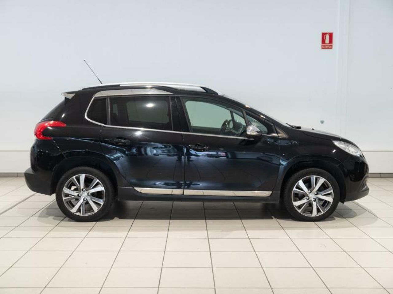 peugeot 2008 2016 / foto grande (3)