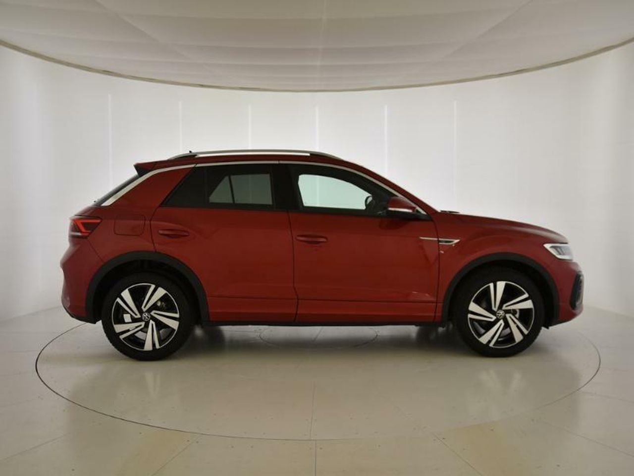 volkswagen t-roc 2024 / foto grande (3)