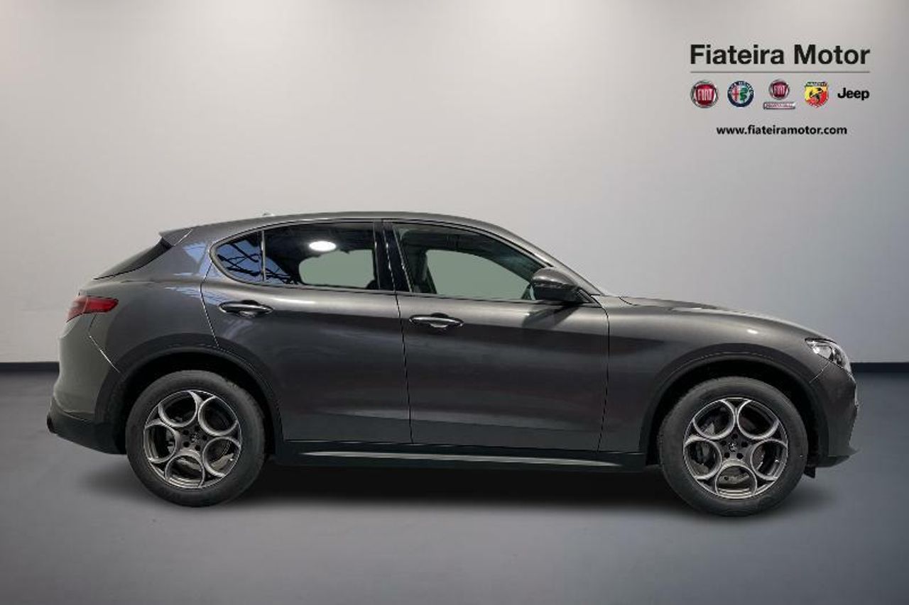 alfa romeo stelvio 2022 / foto grande (3)