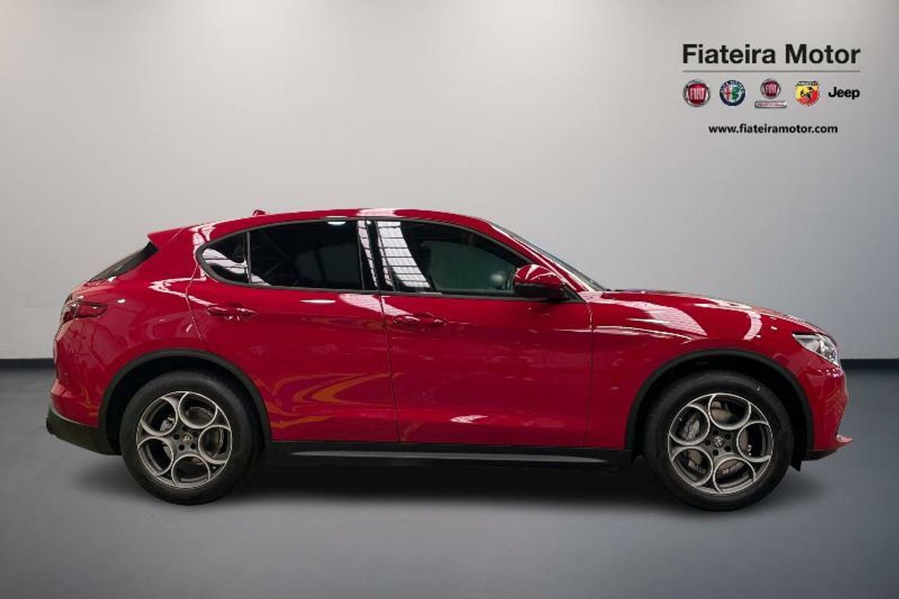 alfa romeo stelvio 2022 / foto grande (2)