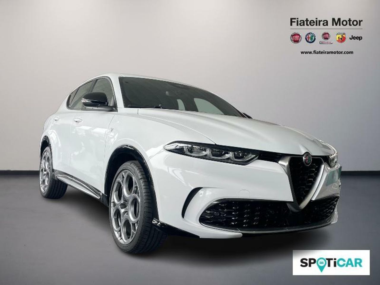 Foto alfa romeo tonale 2023 /