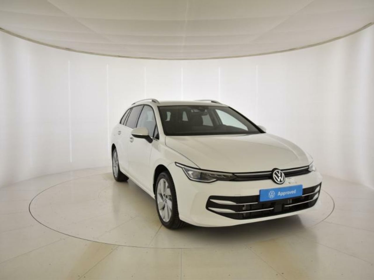 Foto volkswagen golf 2024 /