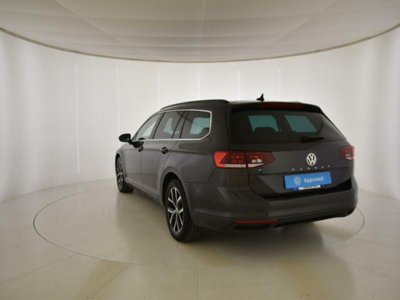 volkswagen passat 2019 / foto grande (2)