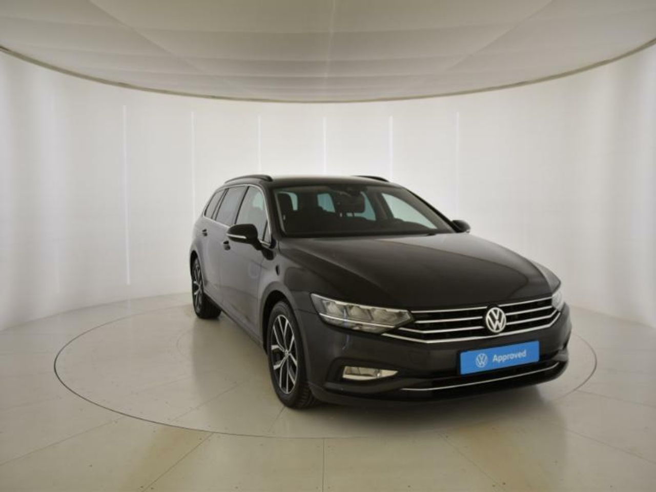 Foto volkswagen passat 2019 /