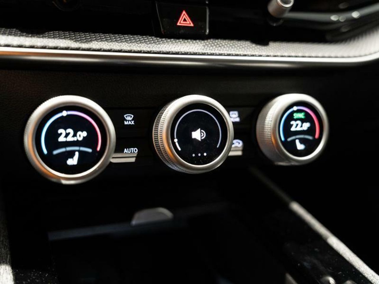 Skoda Superb COMBI 1.5 TSI M HEV 110KW DSG SELECTION - foto 14