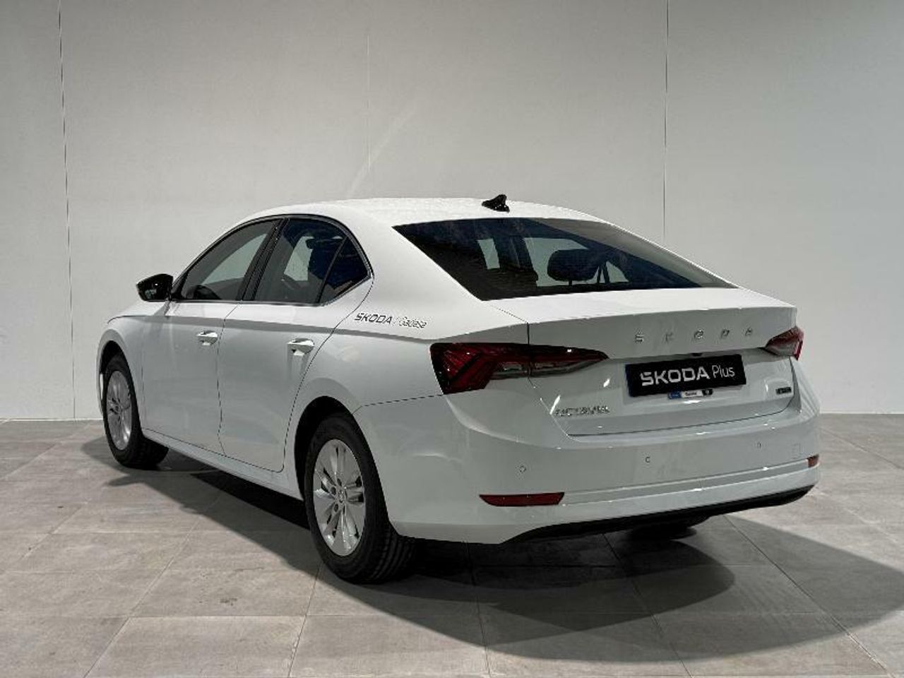skoda octavia 2024 / foto grande (2)