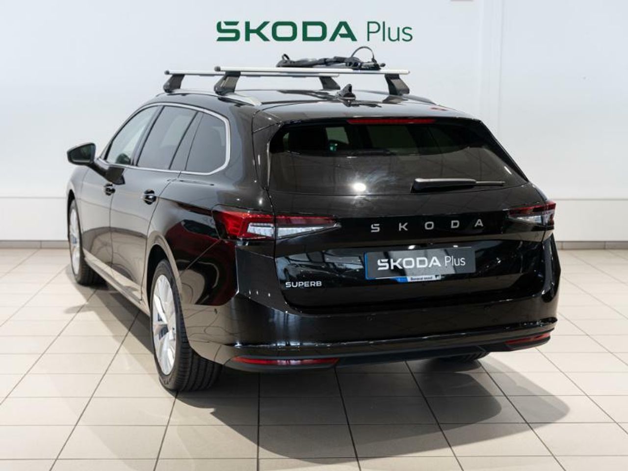 skoda superb 2024 / foto grande (2)