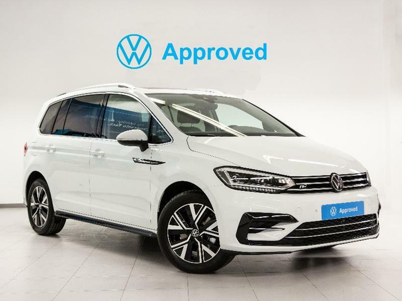 Foto volkswagen touran 2024 /