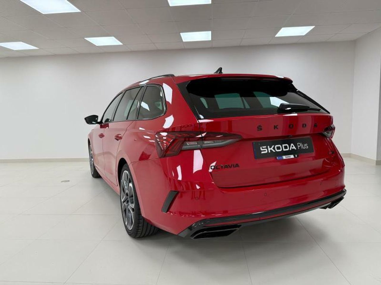 skoda octavia 2024 / foto grande (3)