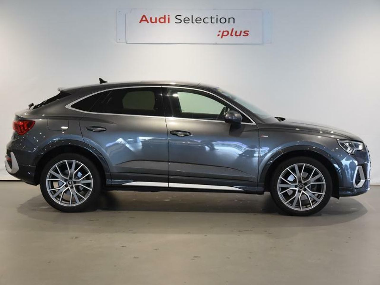 audi q3 2020 / foto grande (3)