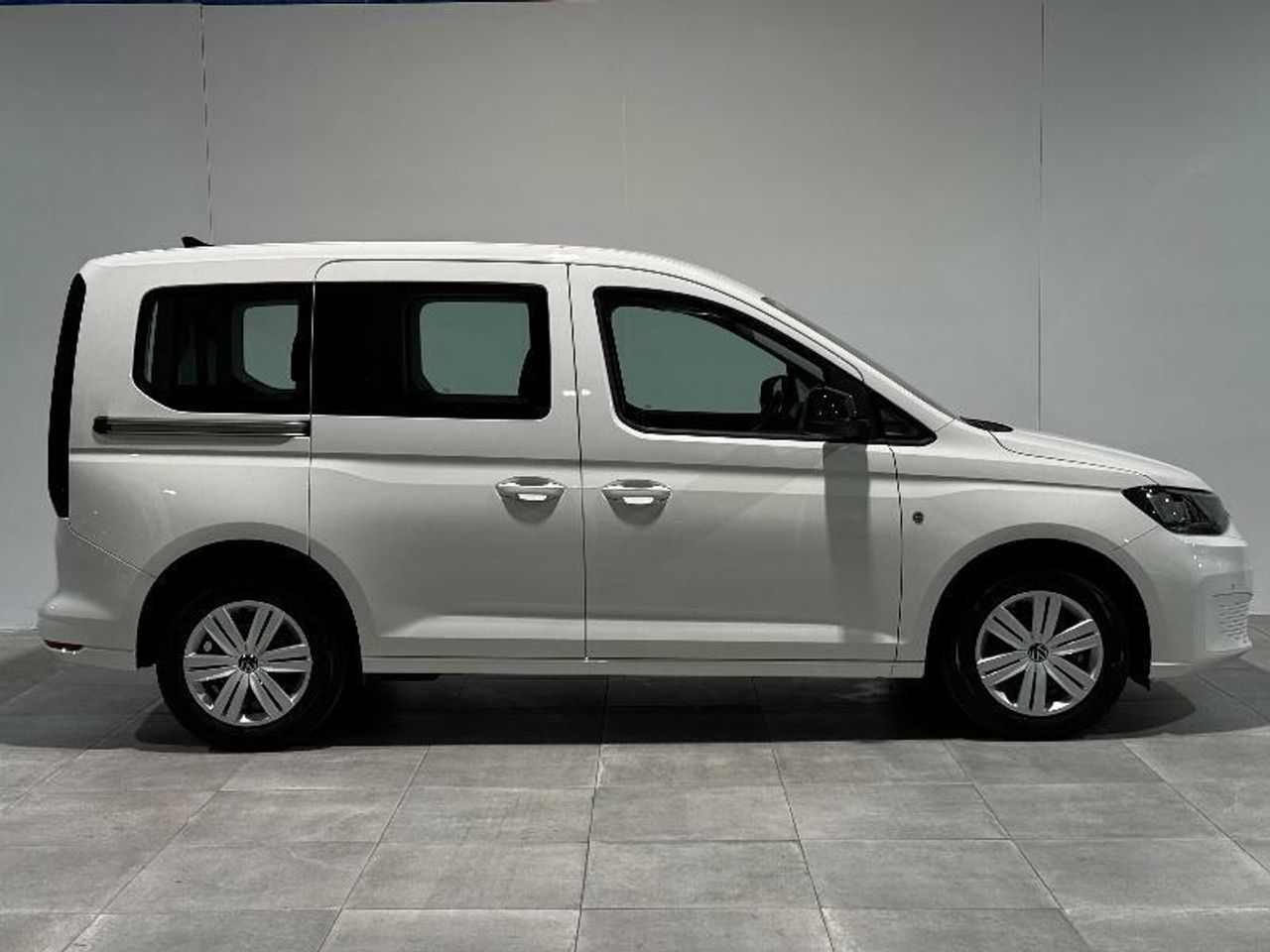 volkswagen caddy 2024 / foto grande (3)
