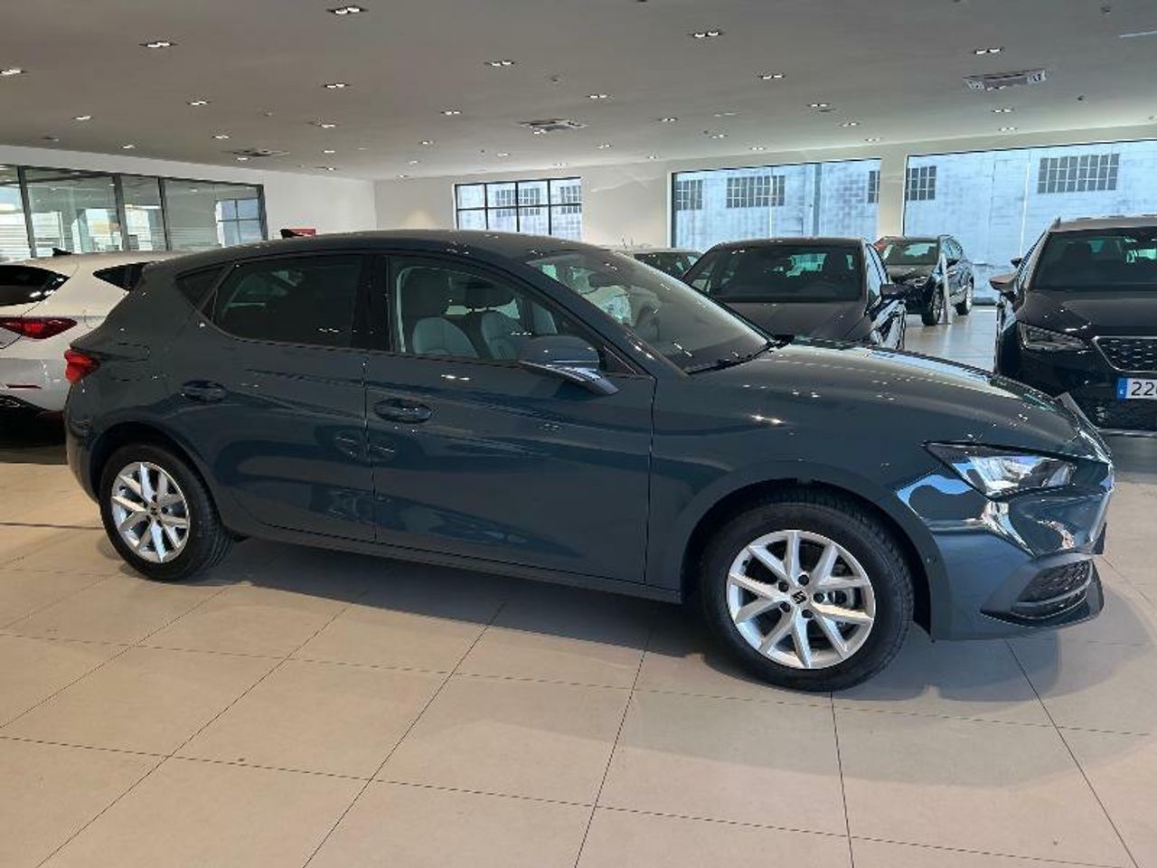seat leon 2025 / foto grande (2)