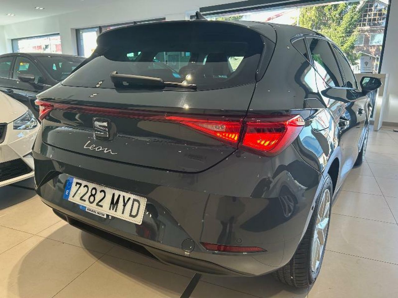 seat leon 2025 / foto grande (3)