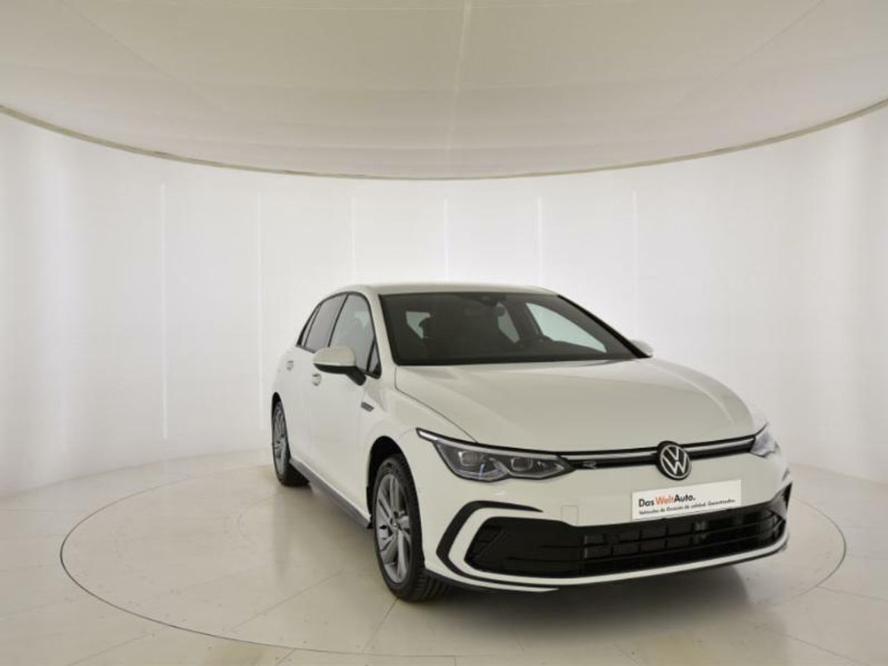 Foto volkswagen golf 2023 /