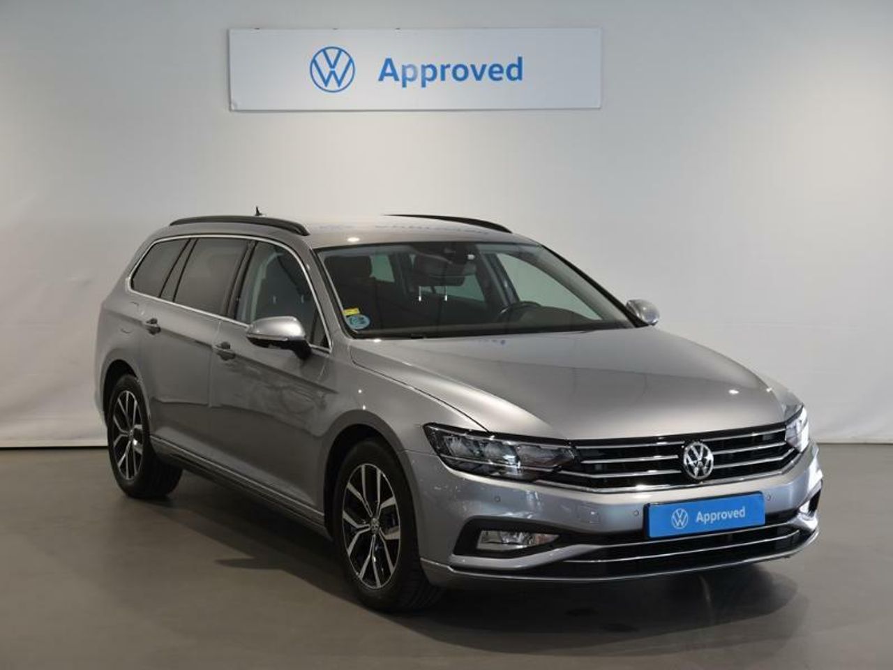 Televisores 40 pulgadas  de segunda mano - volkswagen passat 2020 /