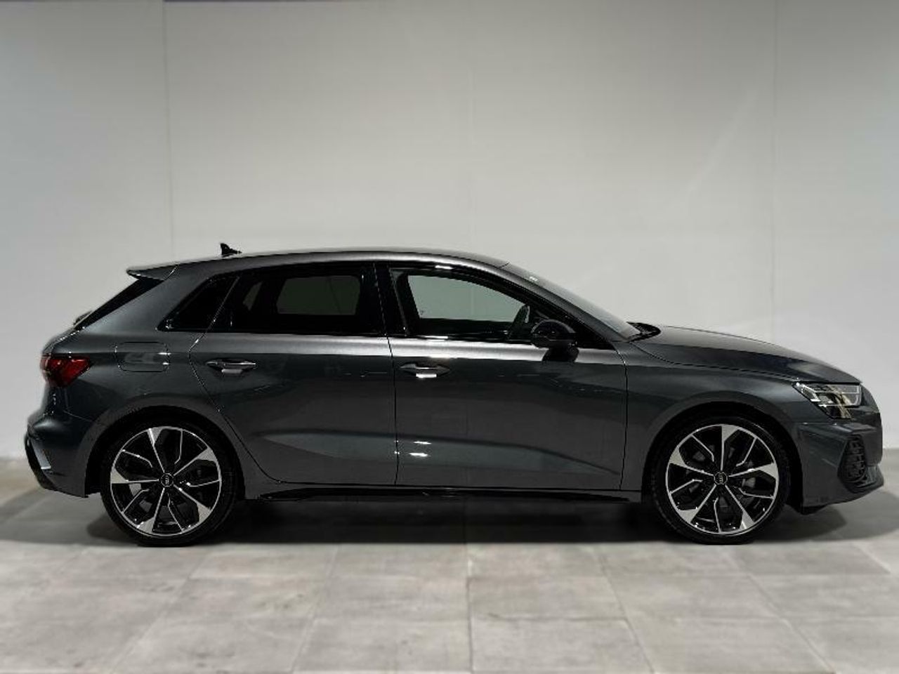 audi a3 2024 / foto grande (3)