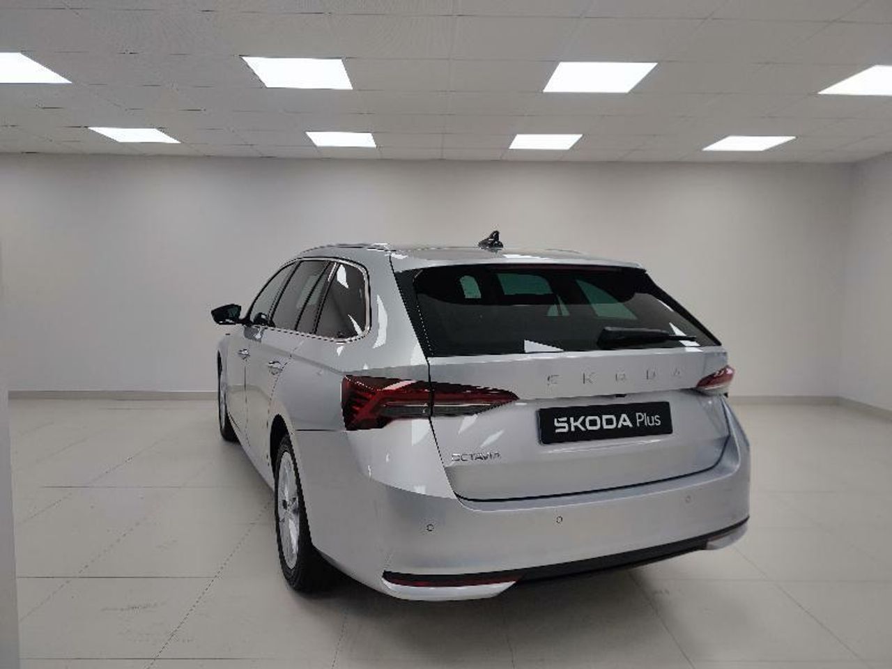 skoda octavia 2024 / foto grande (2)