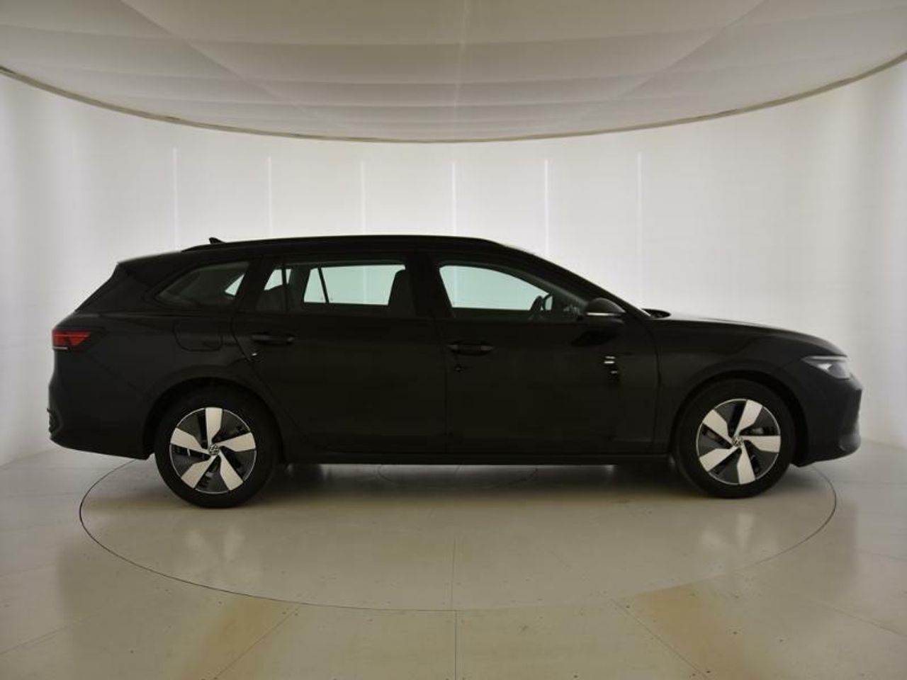 volkswagen passat 2025 / foto grande (3)