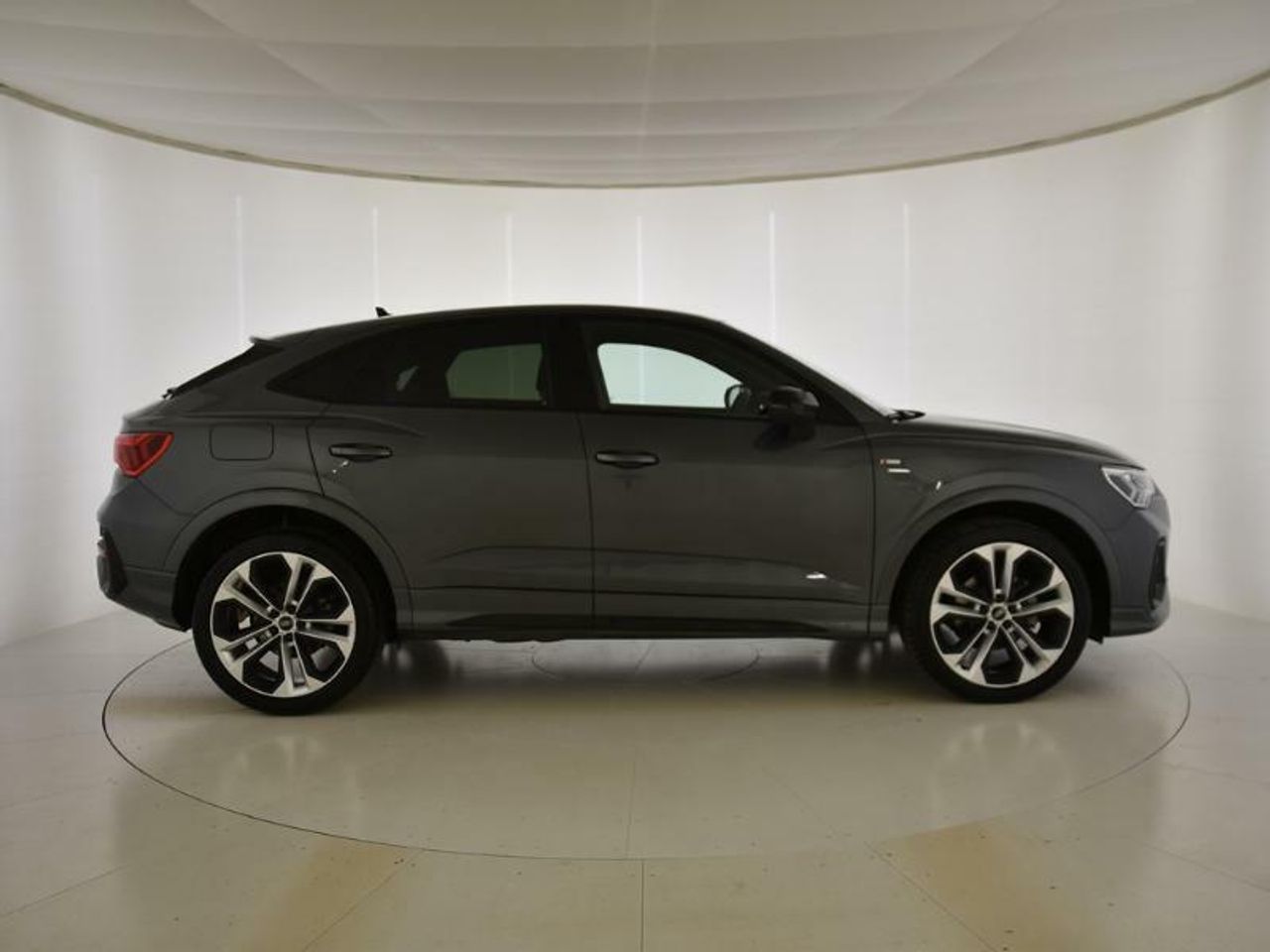 audi q3 2024 / foto grande (3)