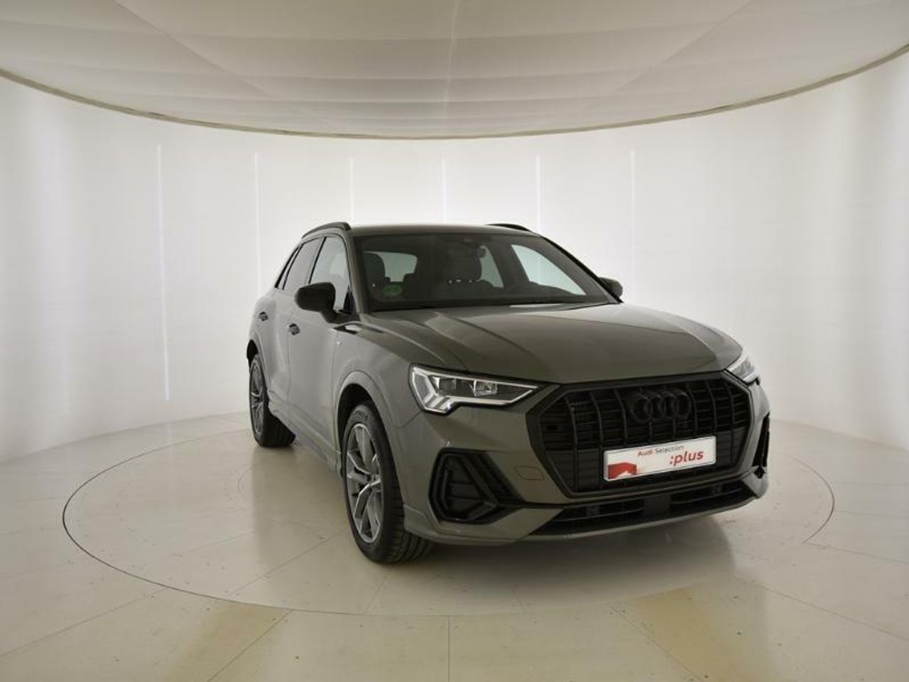 Foto audi q3 2023 /