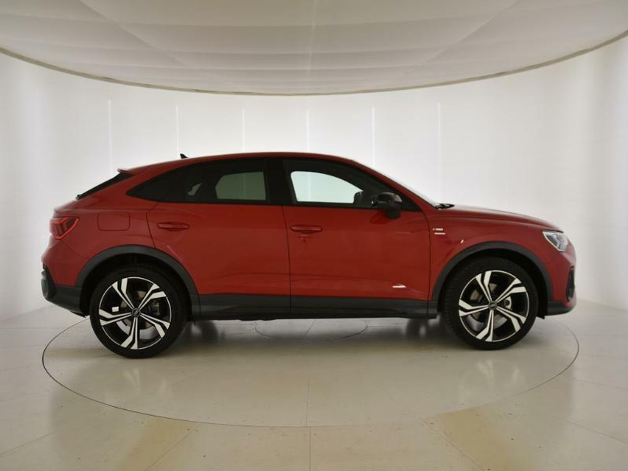 audi q3 2025 / foto grande (3)