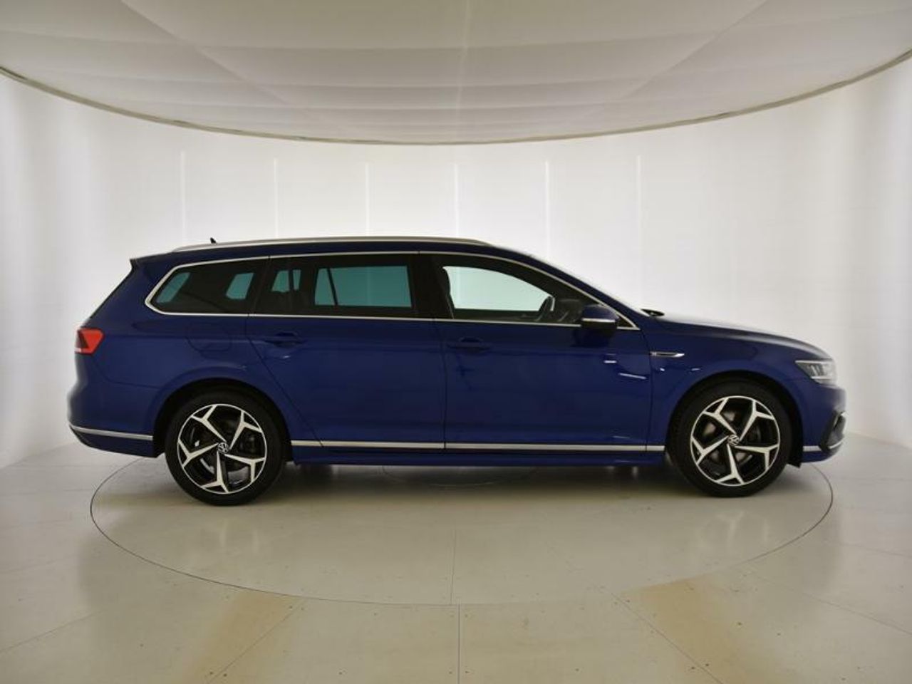 volkswagen passat 2020 / foto grande (3)