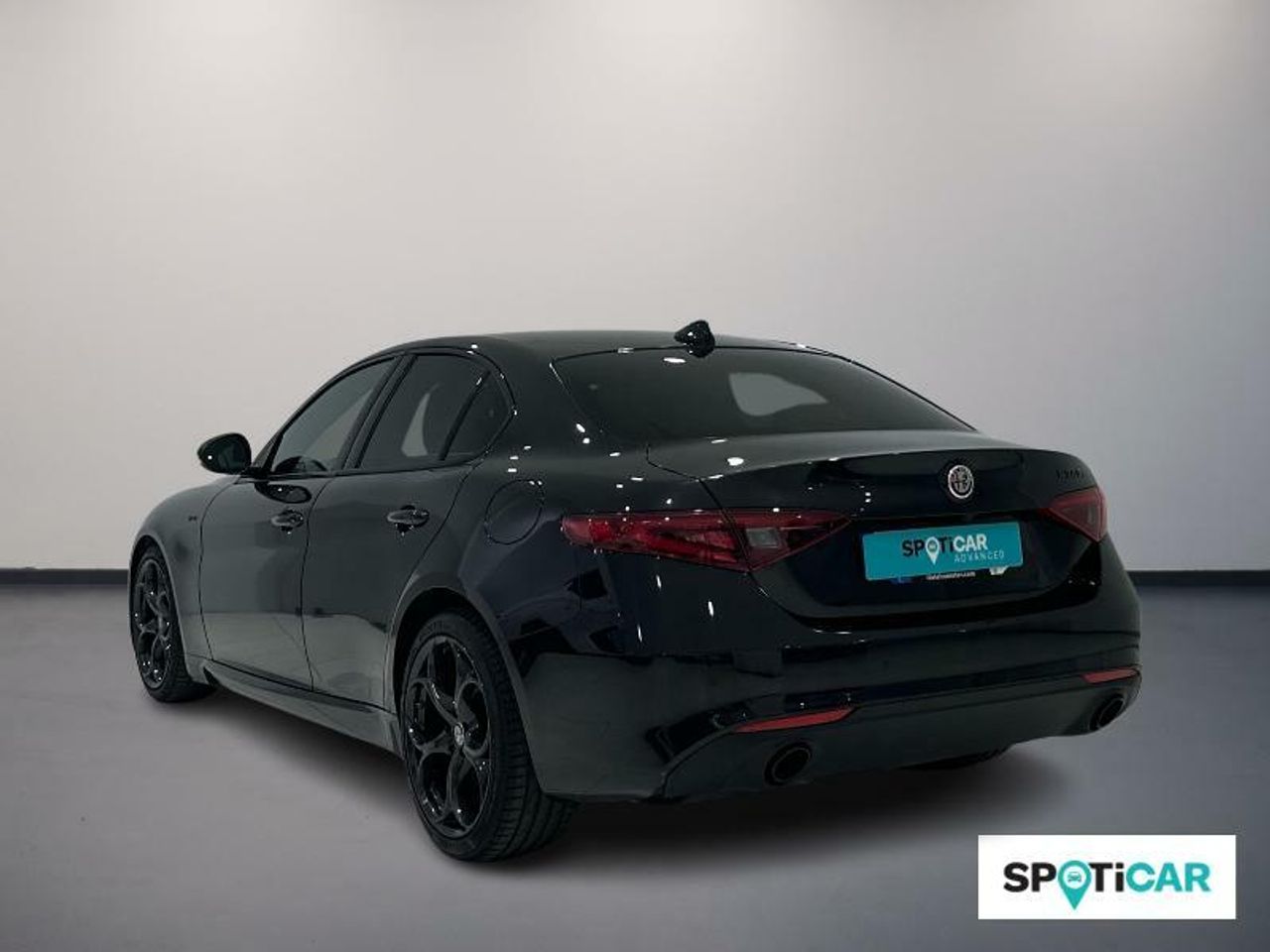 alfa romeo giulia 2021 / foto grande (2)