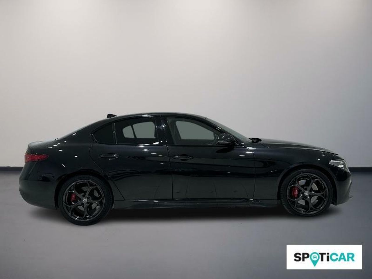 alfa romeo giulia 2021 / foto grande (3)