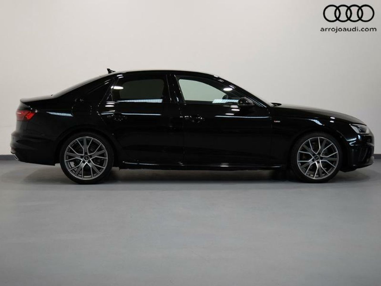 audi a4 2024 / foto grande (3)