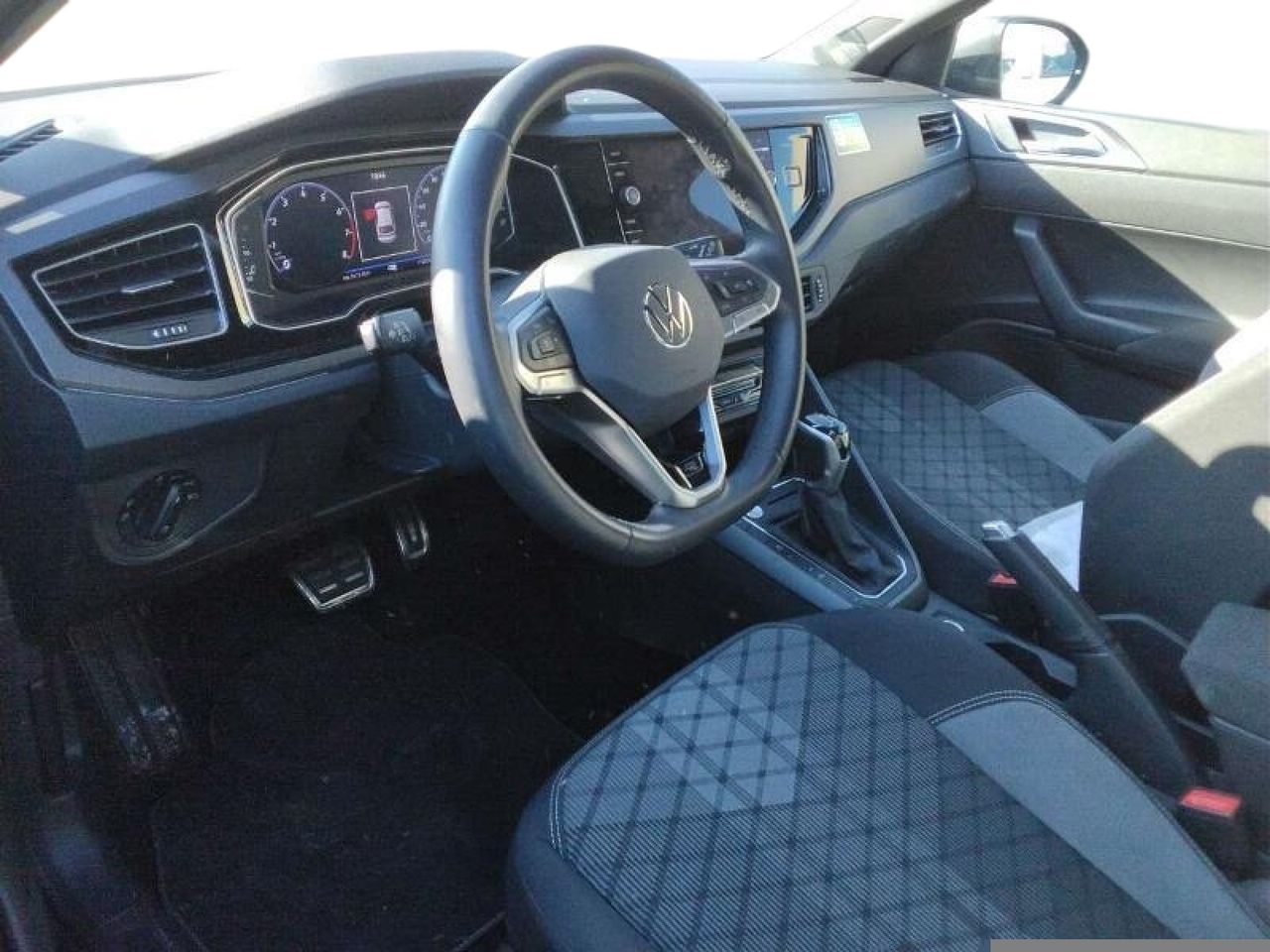 volkswagen taigo 2024 / foto grande (3)