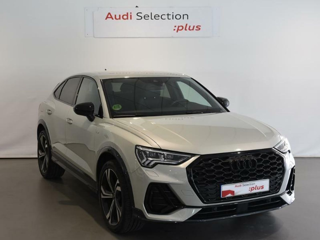 Foto audi q3 2022 /