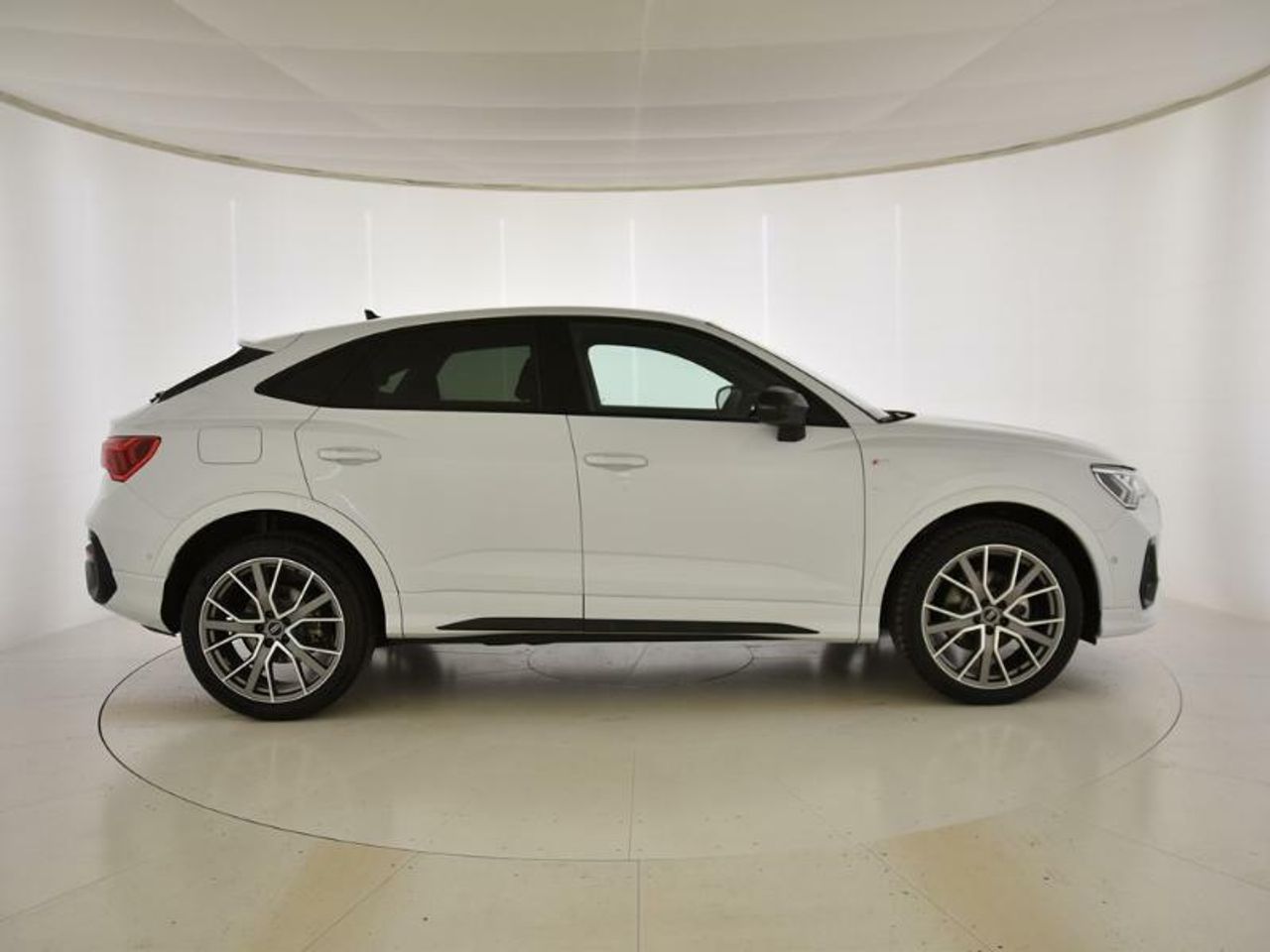audi q3 2025 / foto grande (3)
