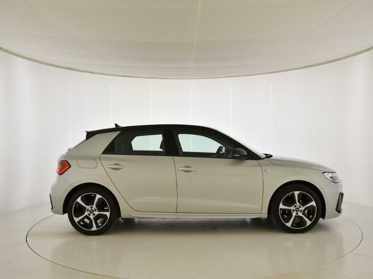 audi a1 2024 / foto grande (3)