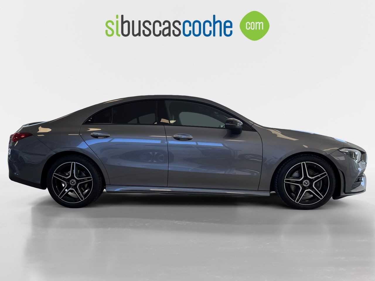 mercedes cla 2024 / foto grande (3)