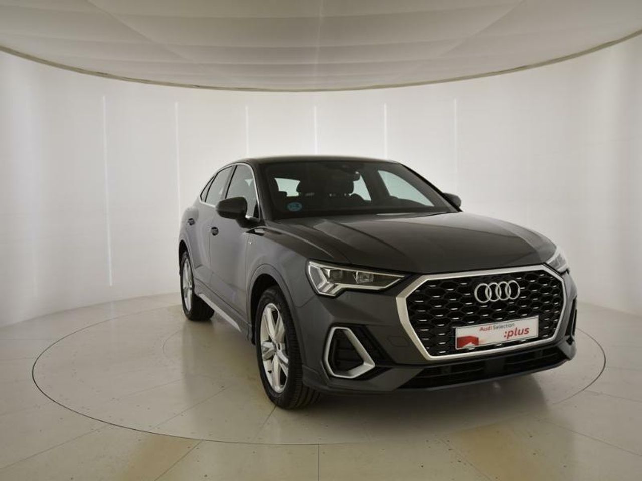 Foto audi q3 2022 /