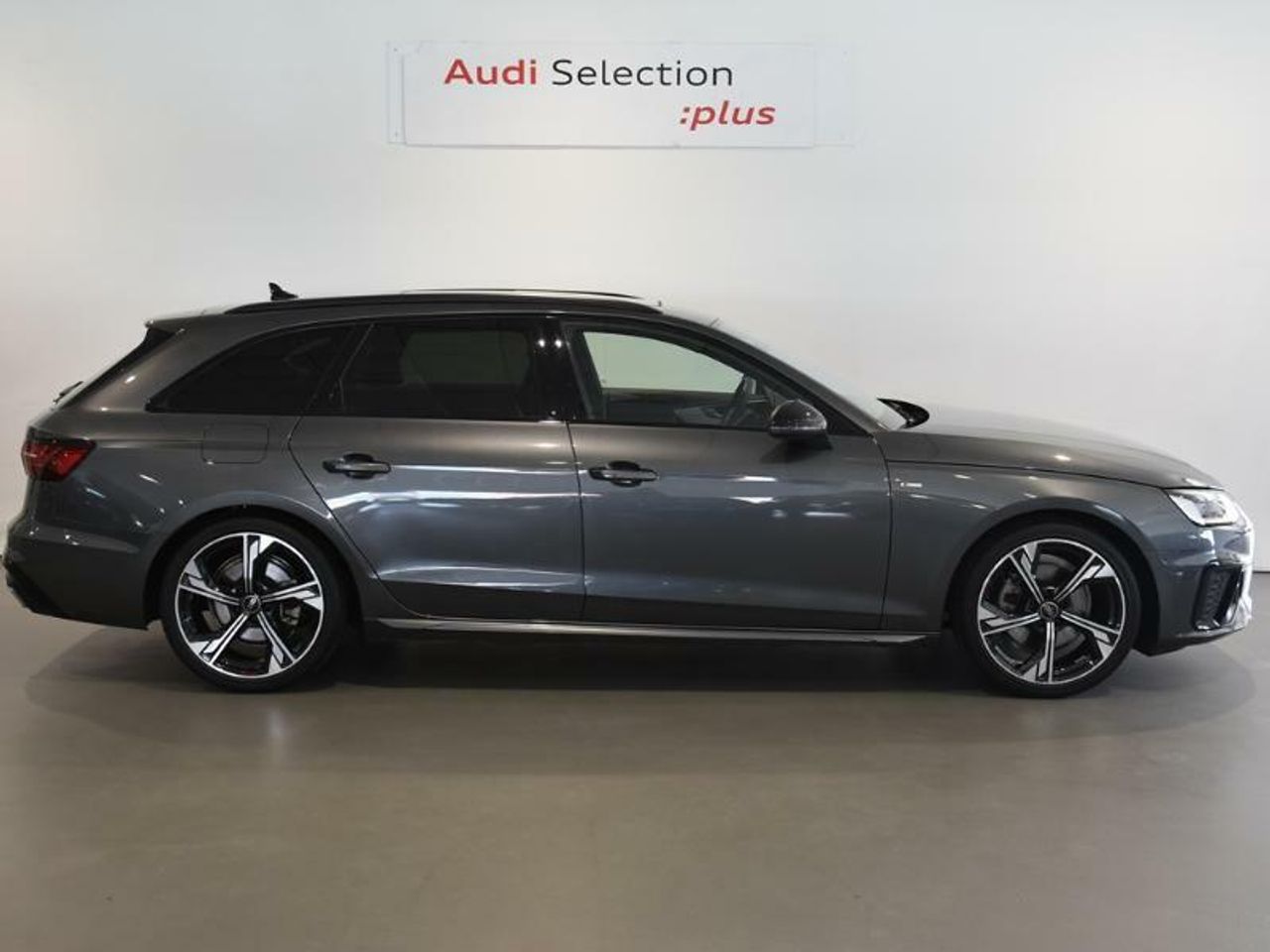 audi a4 2024 / foto grande (3)