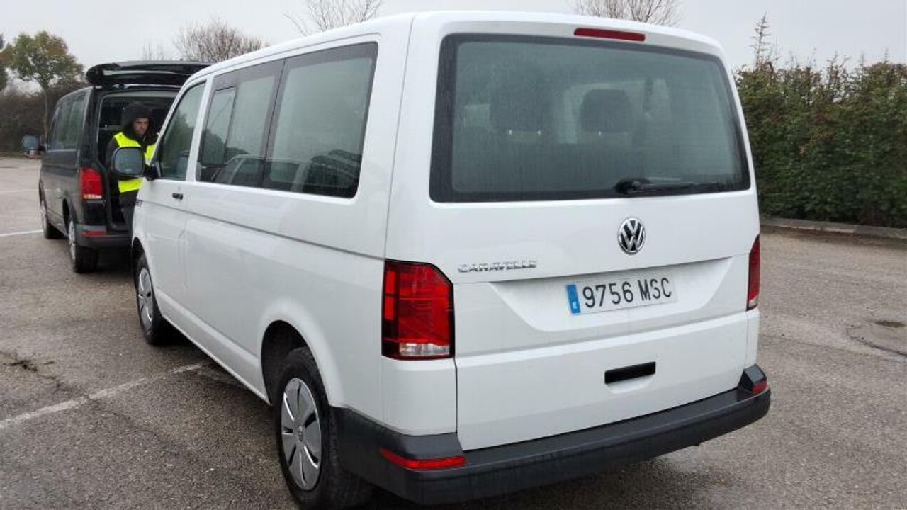 volkswagen caravelle 2024 / foto grande (3)