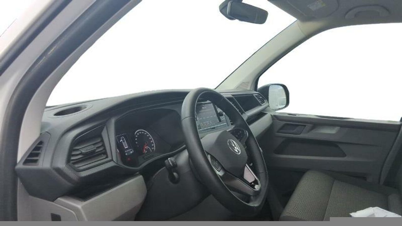 volkswagen caravelle 2024 / foto grande (3)