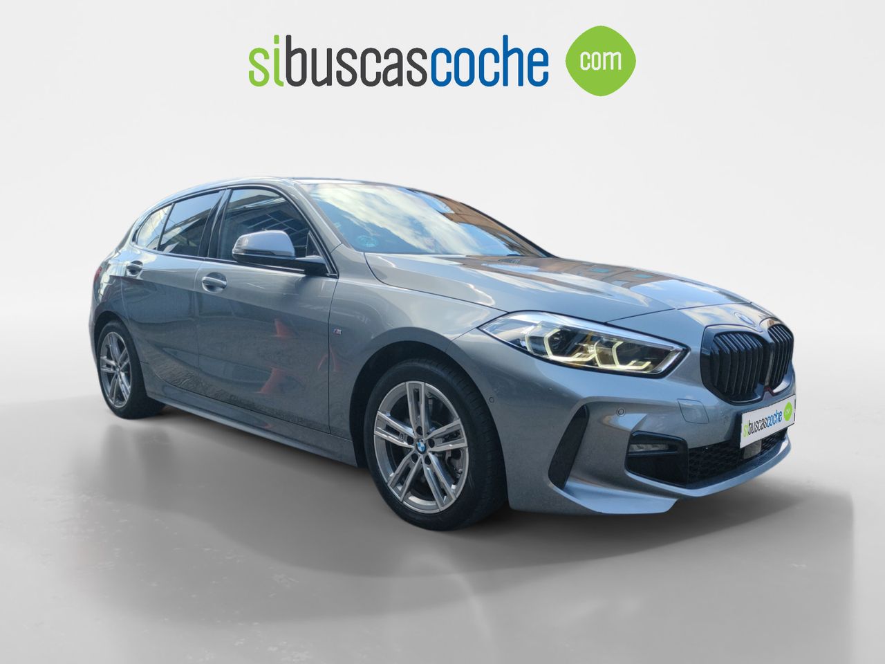 Foto bmw serie 1 2024 /