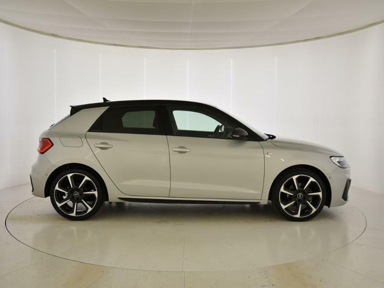 audi a1 2024 / foto grande (3)