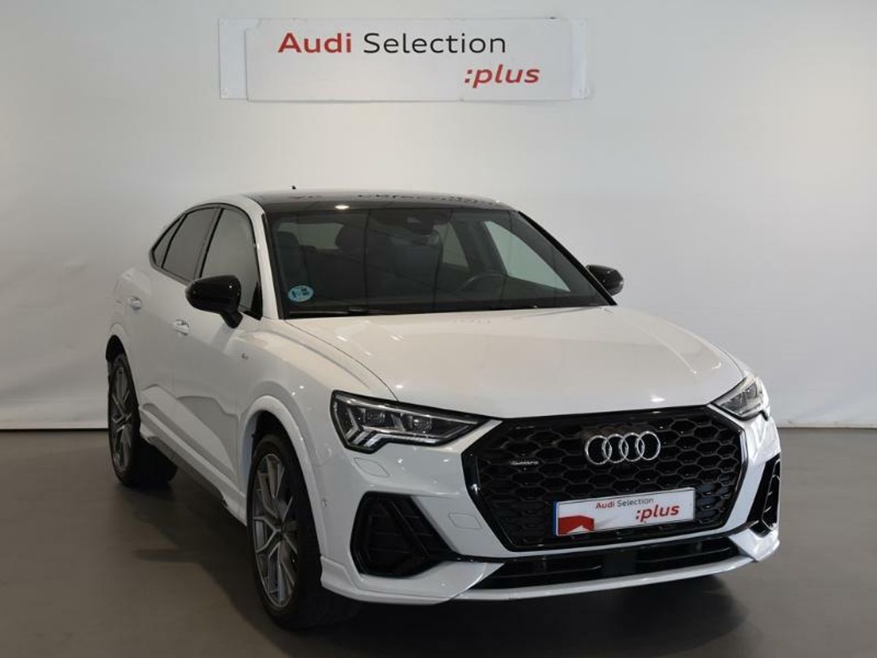 Foto audi q3 2021 /