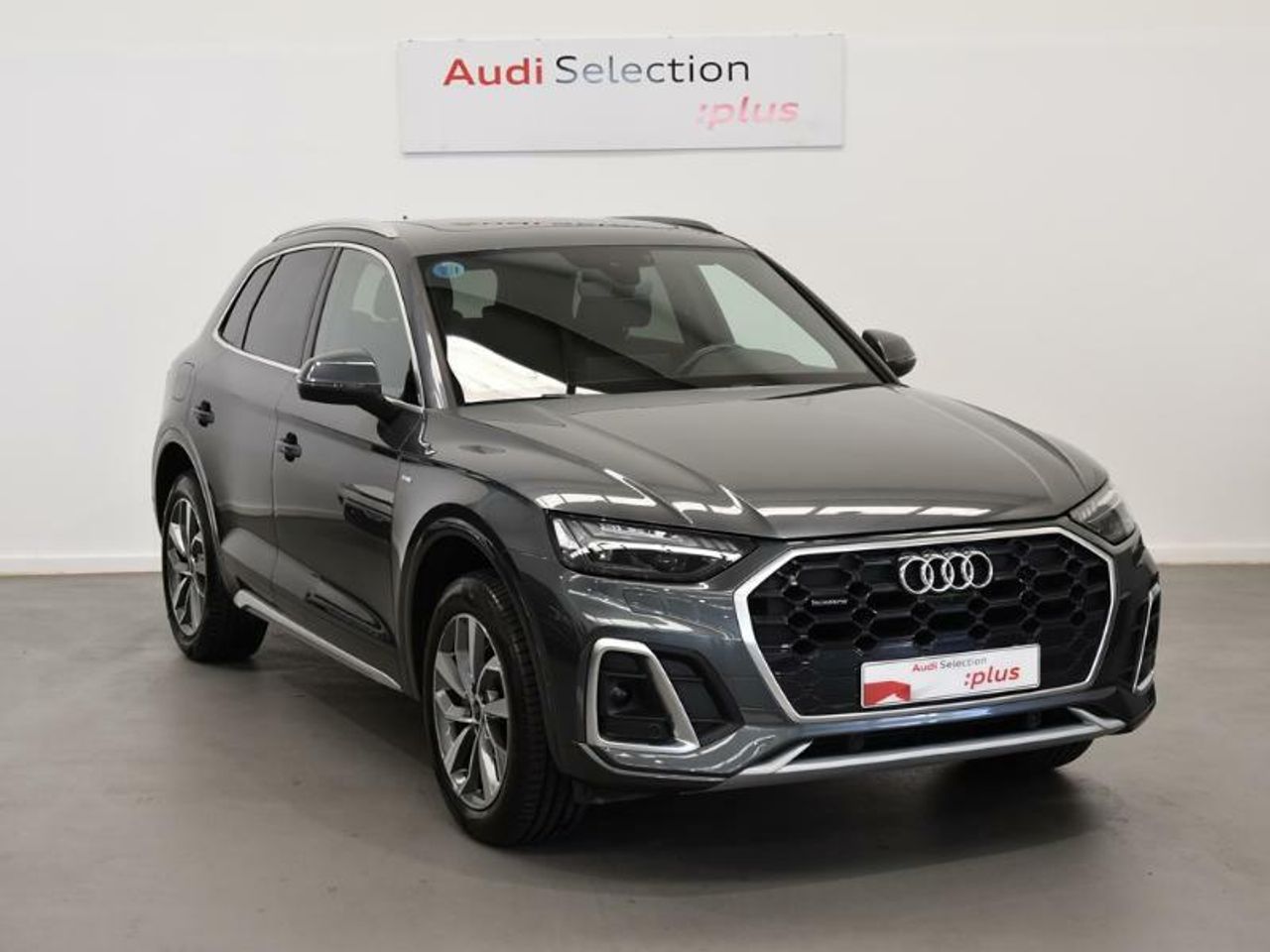 audi q5 2021 /