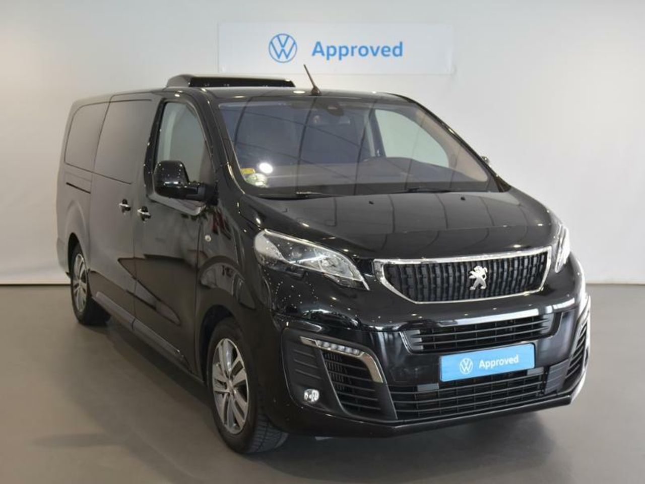 peugeot traveller 2020 /