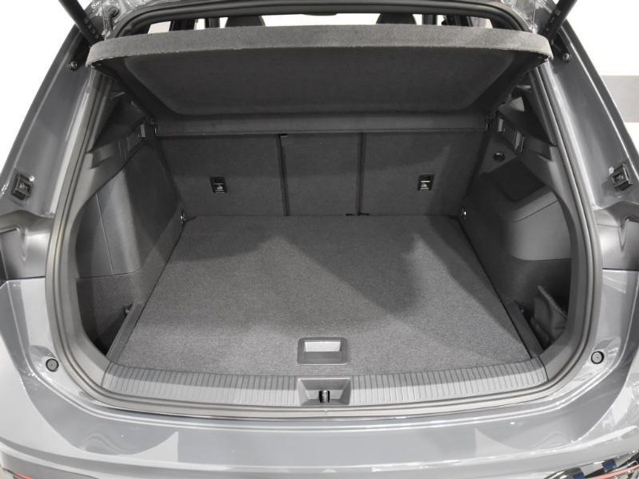 Volkswagen Tiguan TIGUAN R LINE 1.5 TSI EHYBRID 130 KW (177  - foto 7