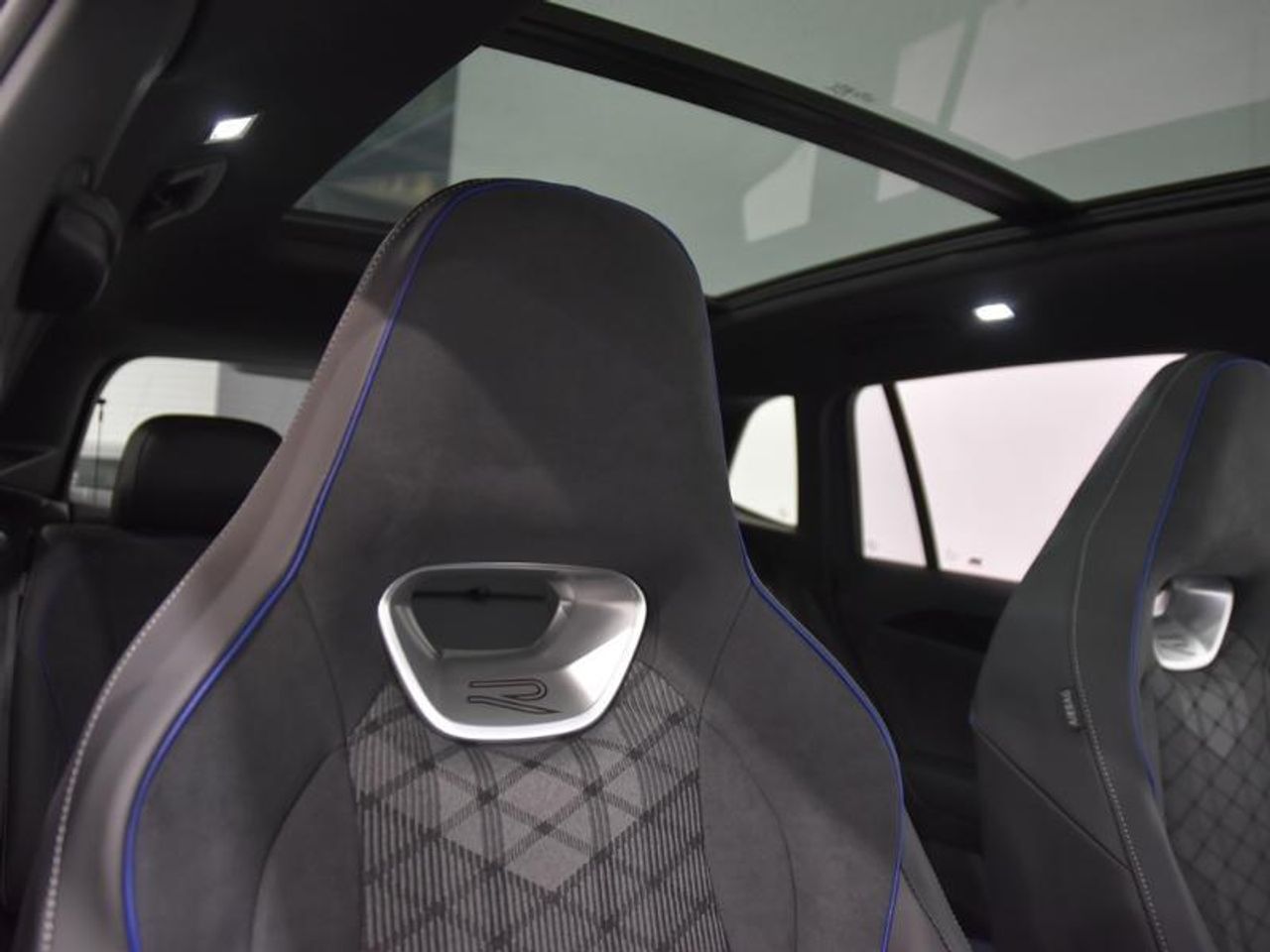 Volkswagen Tiguan TIGUAN R LINE 1.5 TSI EHYBRID 130 KW (177  - foto 9