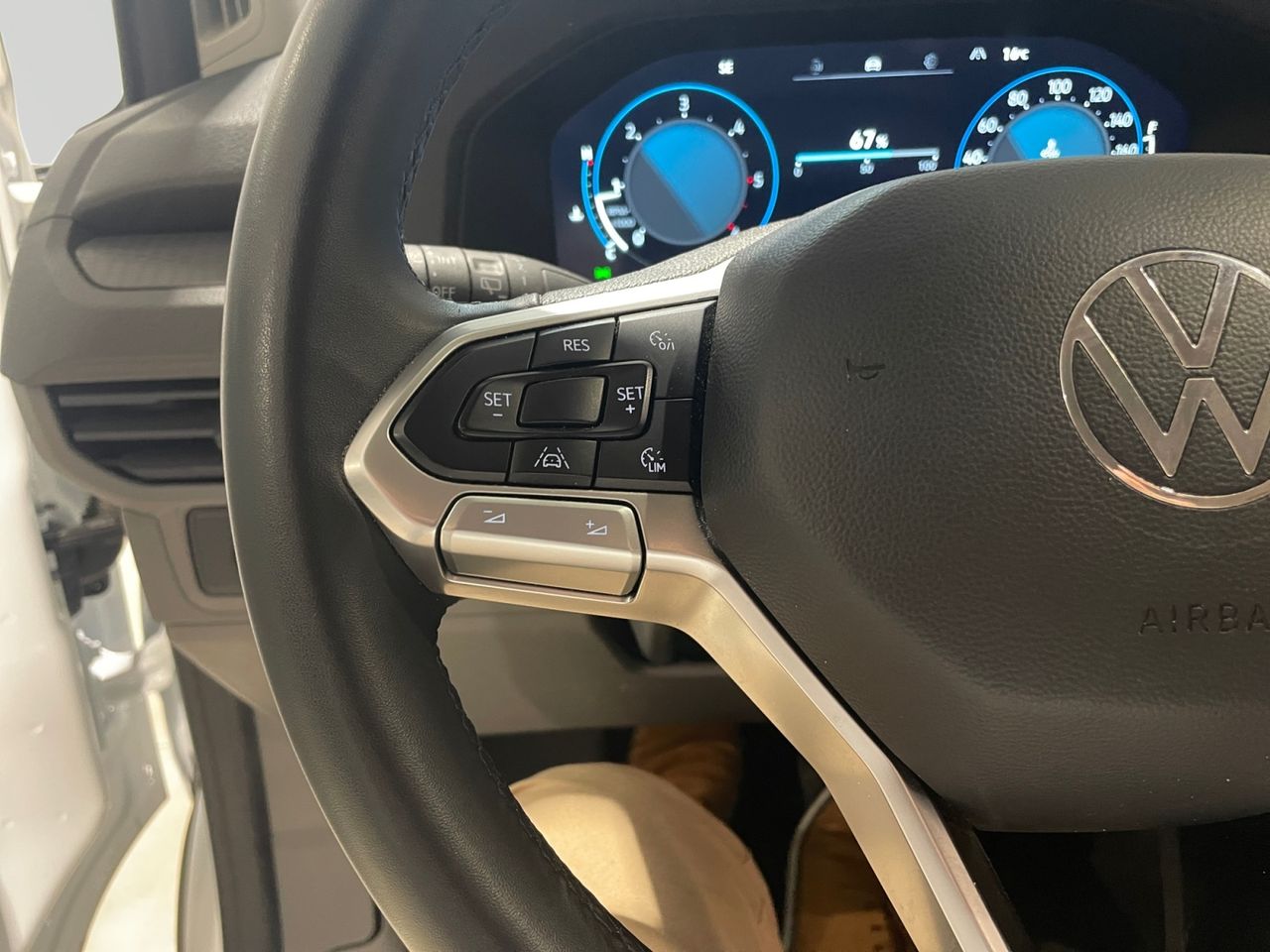 Volkswagen Caravelle CORTA 2.0 TDI 81 KW (110 CV) 6 VE - foto 11