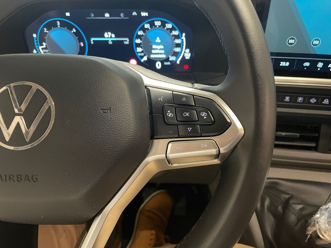 Volkswagen Caravelle CORTA 2.0 TDI 81 KW (110 CV) 6 VE - foto 10